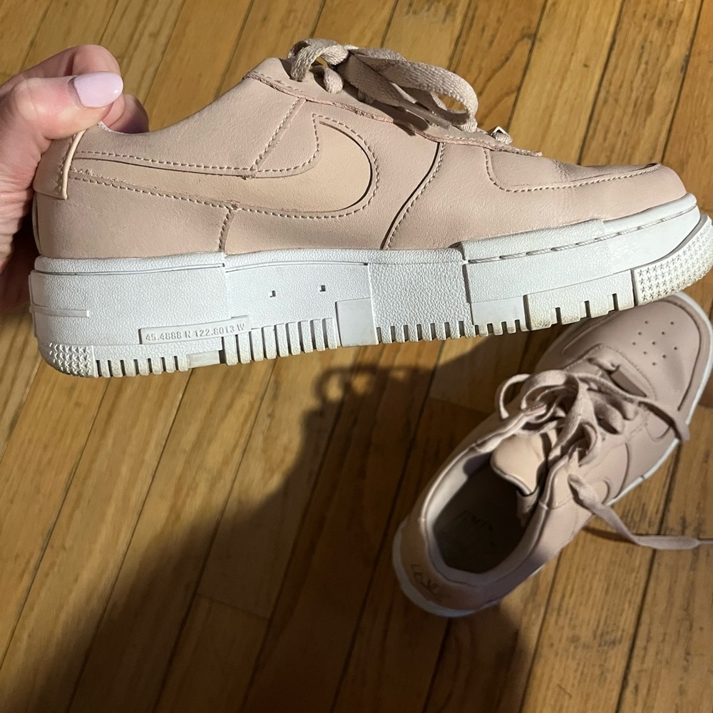nike pixel